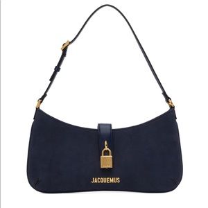JACQUEMUS
Navy Le Raphia 'Le Bisou Cadenas' Bag